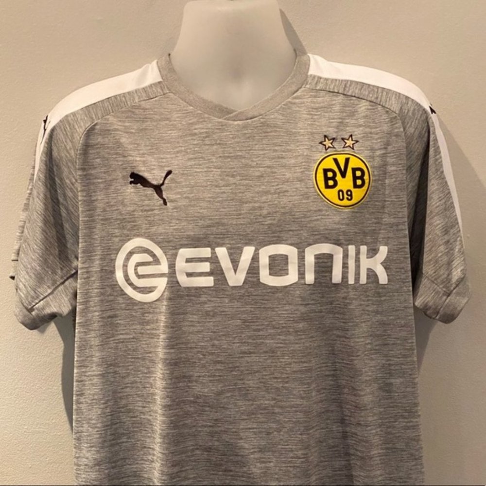 Borussia Dortmund Soccer Jersey (L)